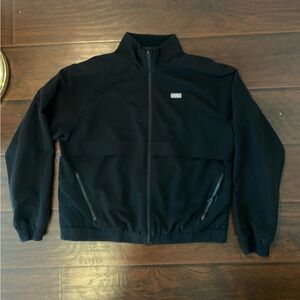 Figs sydney scrub jacket in black